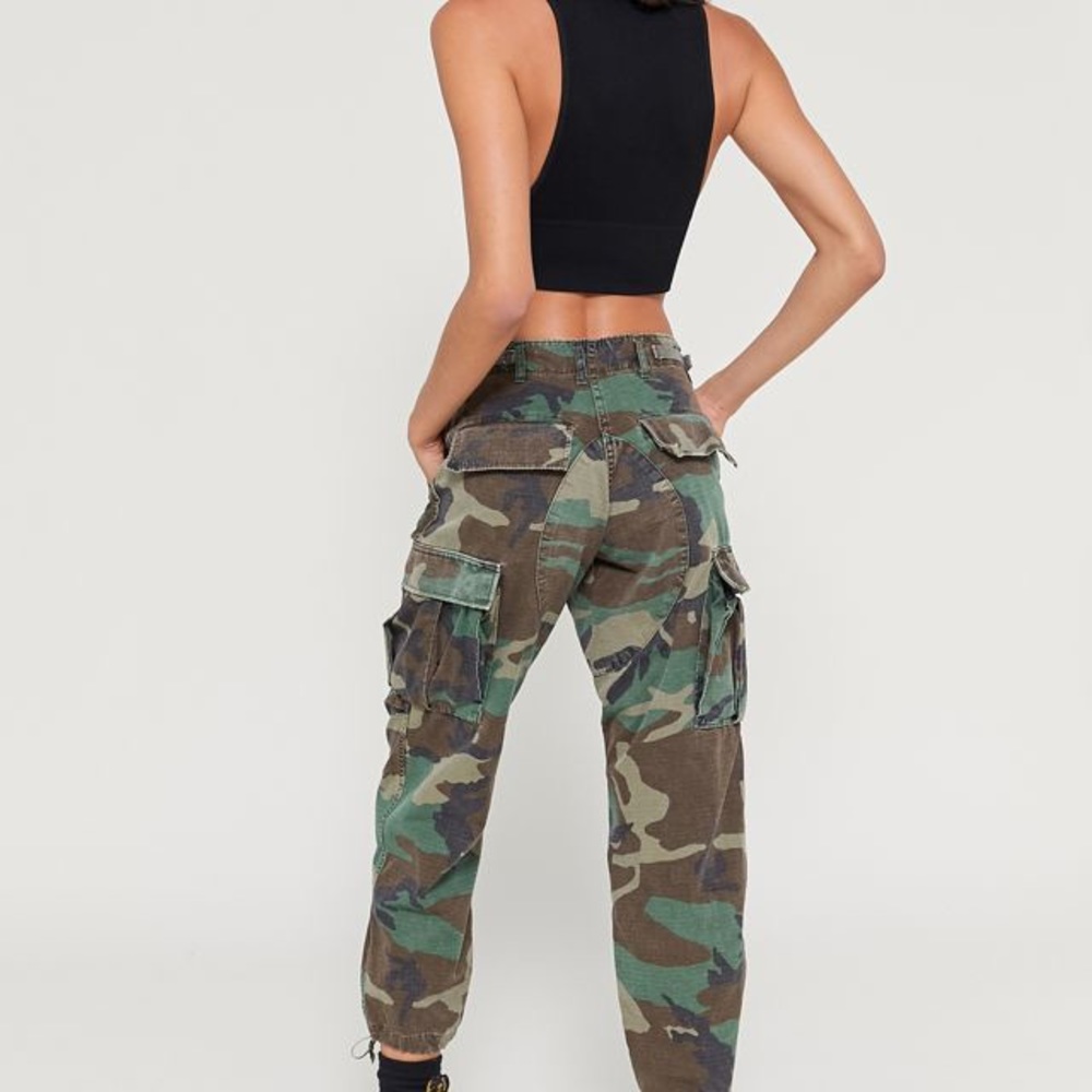 Urban outfitters camo pants